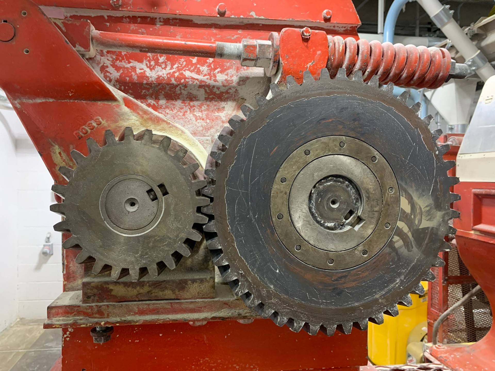 Original 1930s grain mill gear train in service